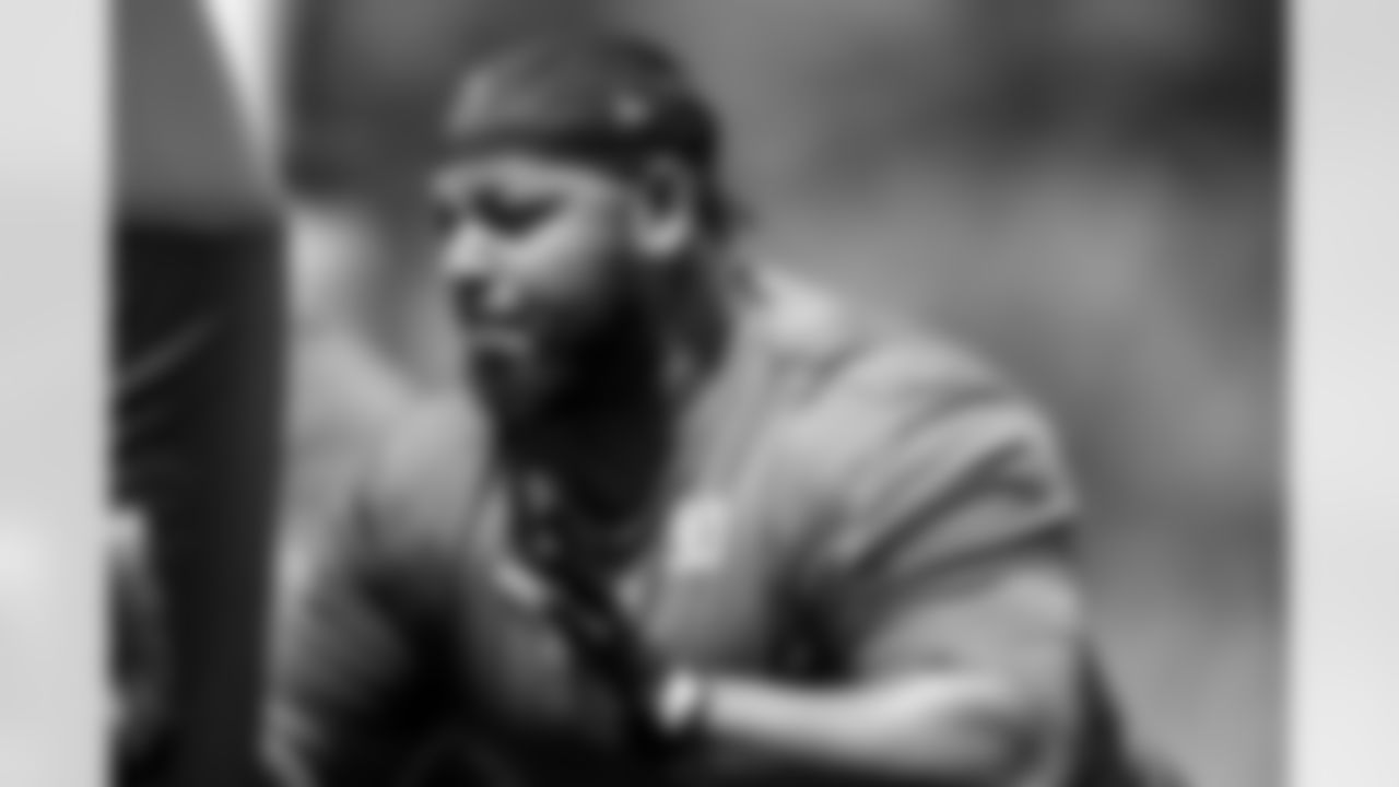 DT Grover Stewart #90