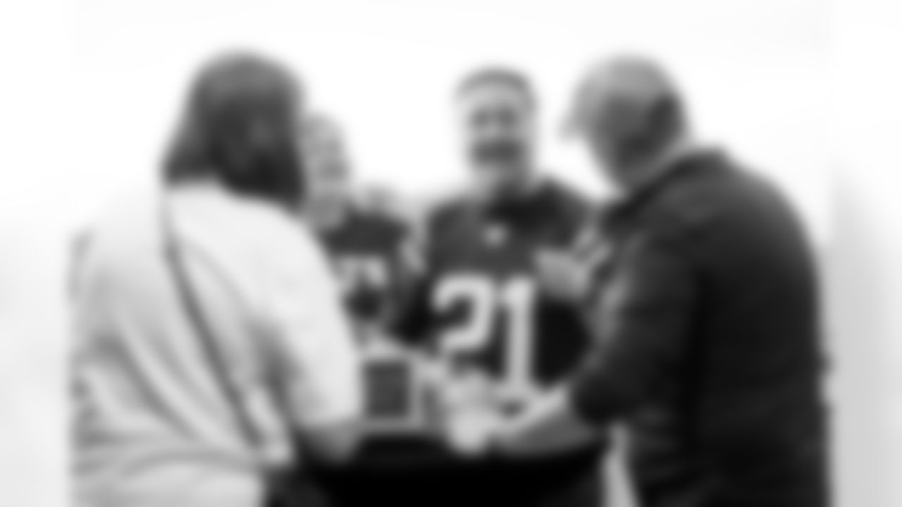 2025_0424_DRAFT_PARTY_0396