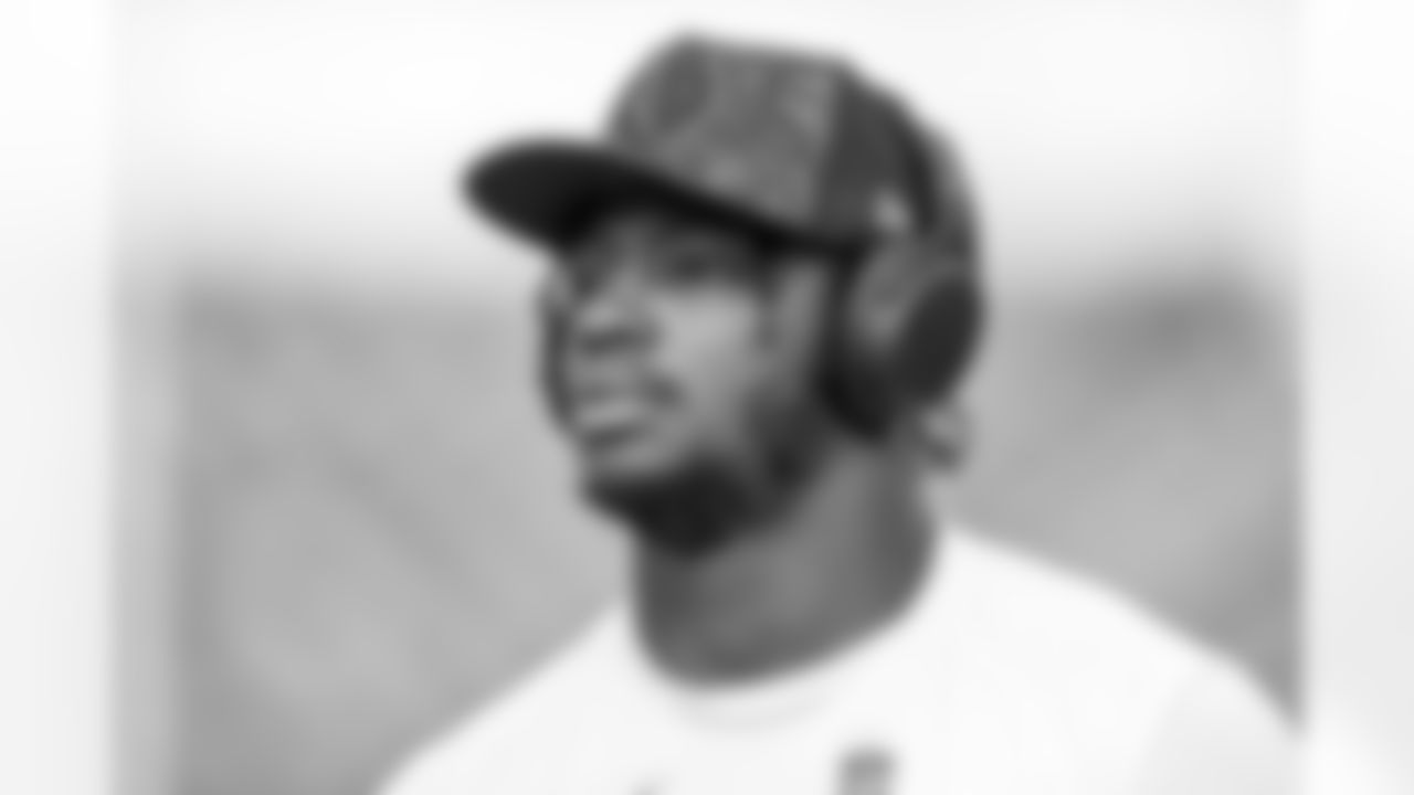 2025_1019_LAC_Pregame_0008