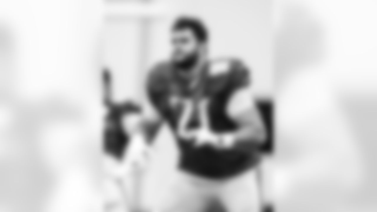 T Matt Goncalves #71