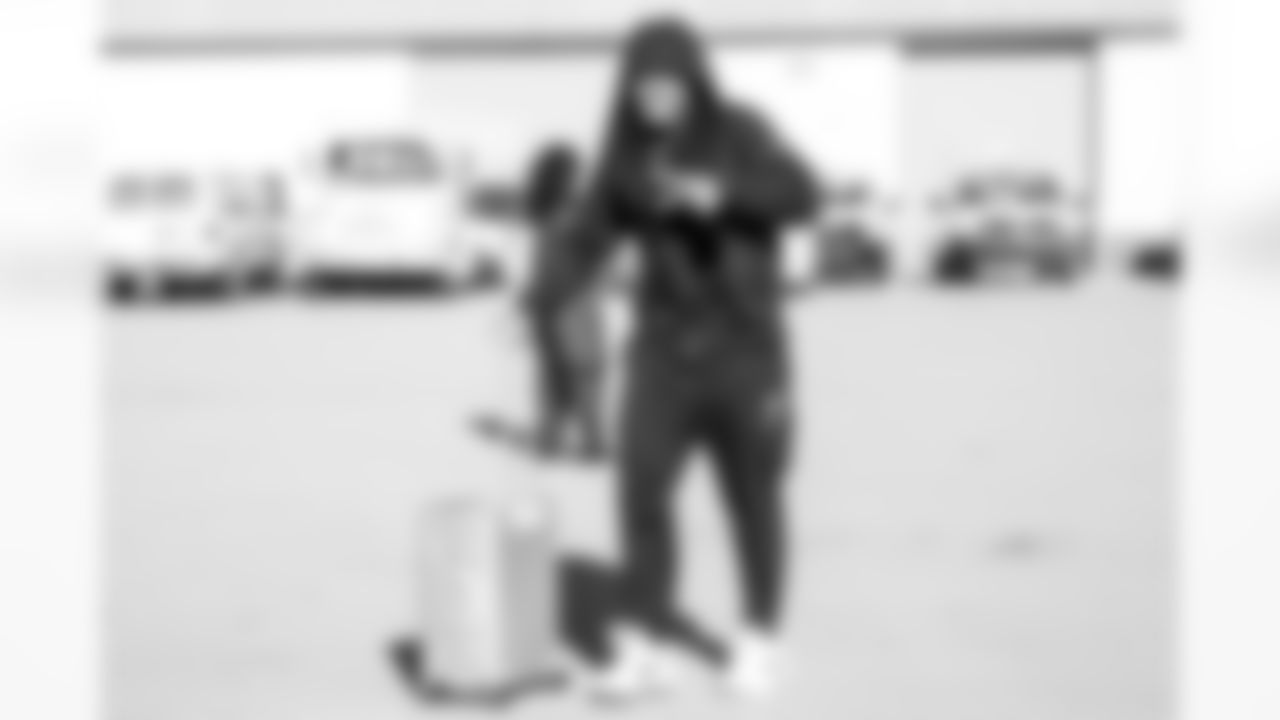 LB Buddy Johnson #59