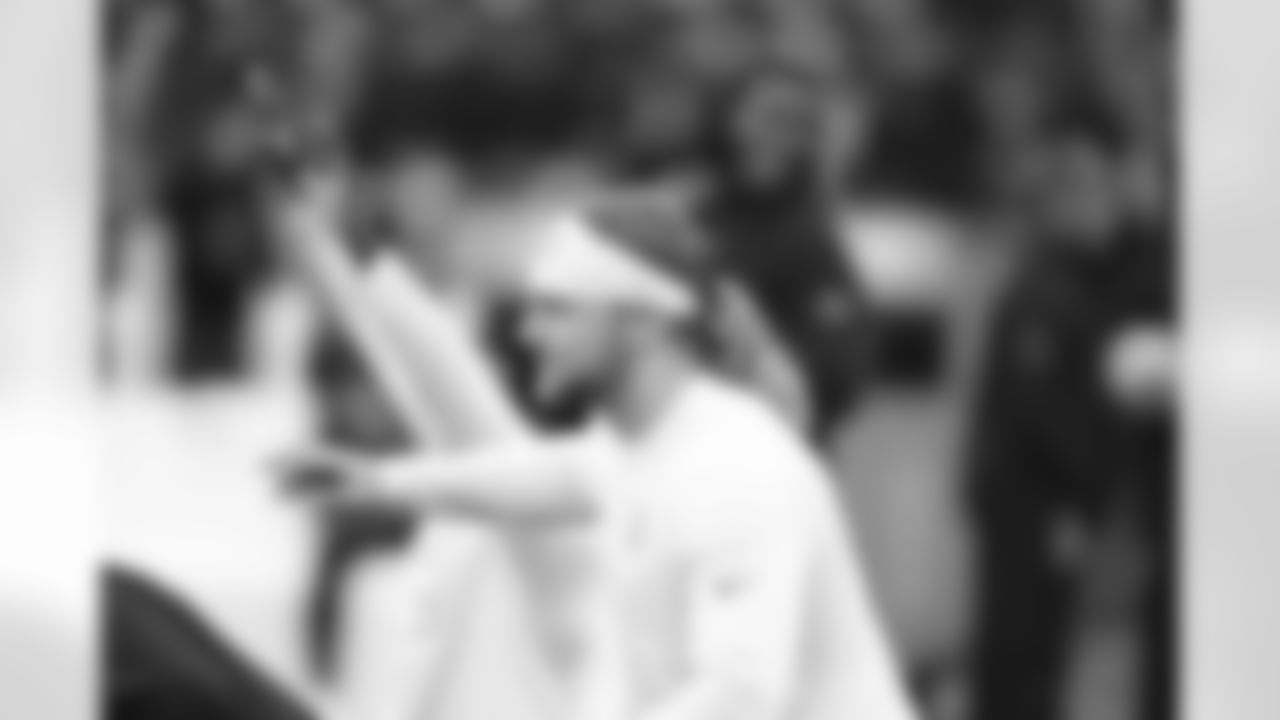 2025_1109_ATL_Pregame_011