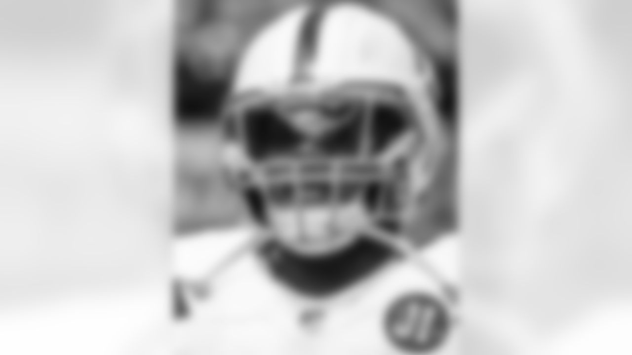 DE Tyquan Lewis #94