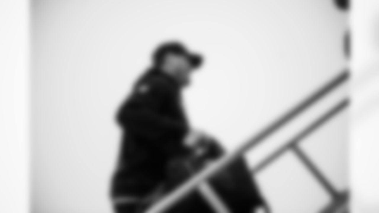 QB Philip Rivers #17