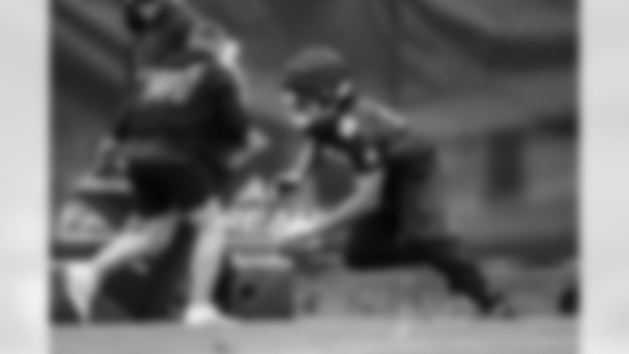 DE J.T. Tuimoloau #91