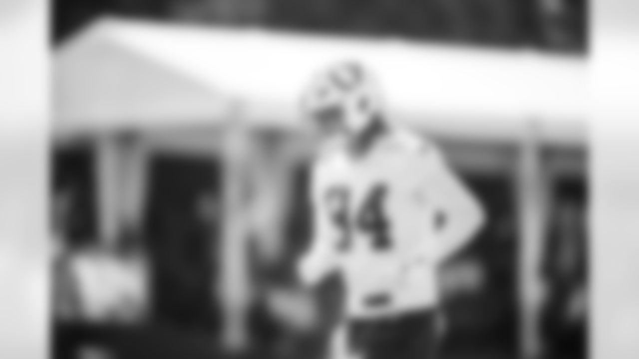 TETyler Warren#84