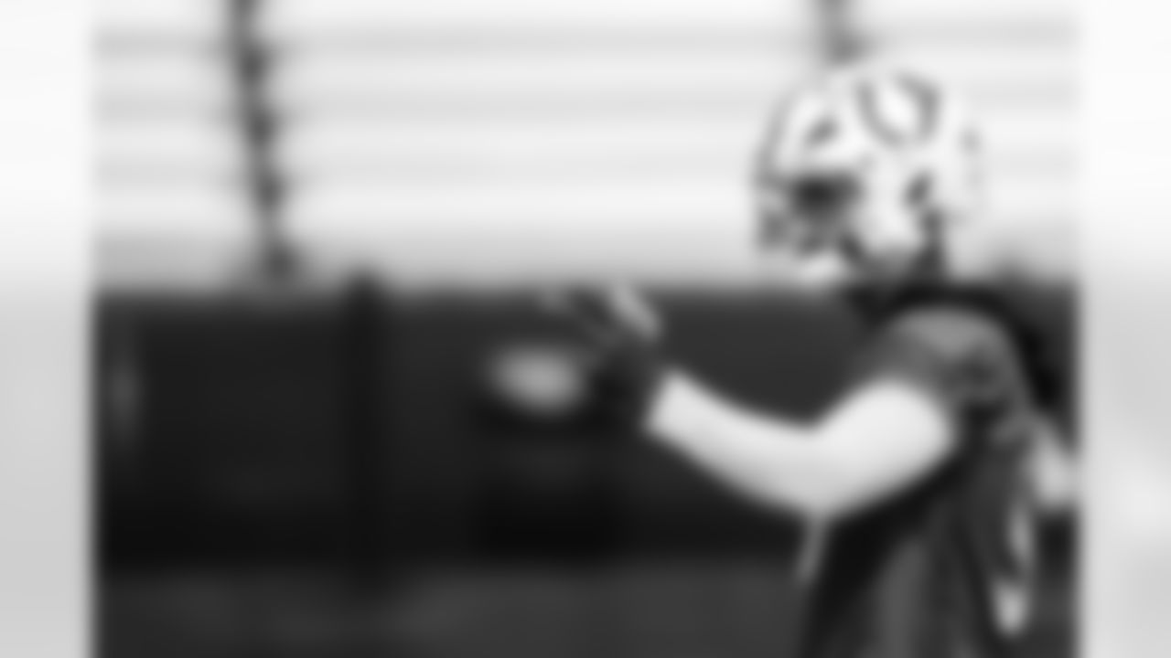 QB Anthony Richardson #5