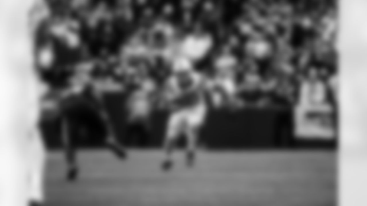 RB Jonathan Taylor #28