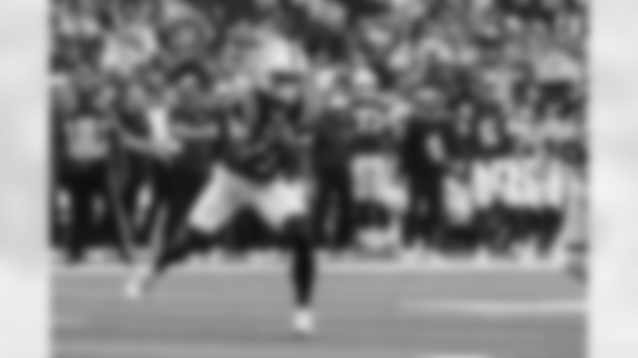 WR Anthony Gould #6