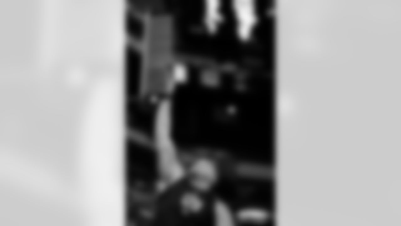 Memphis offensive lineman Travis Burke (09) participates in the vertical jump during the 2026 NFL Scouting Combine on Sunday, March 1, 2026 in Indianapolis, Indiana. (Lauren Leigh Bacho/NFL)