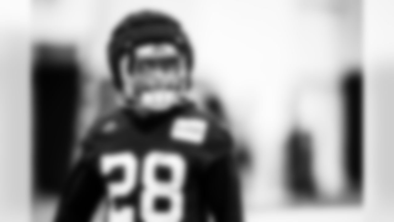 RB Jonathan Taylor #28