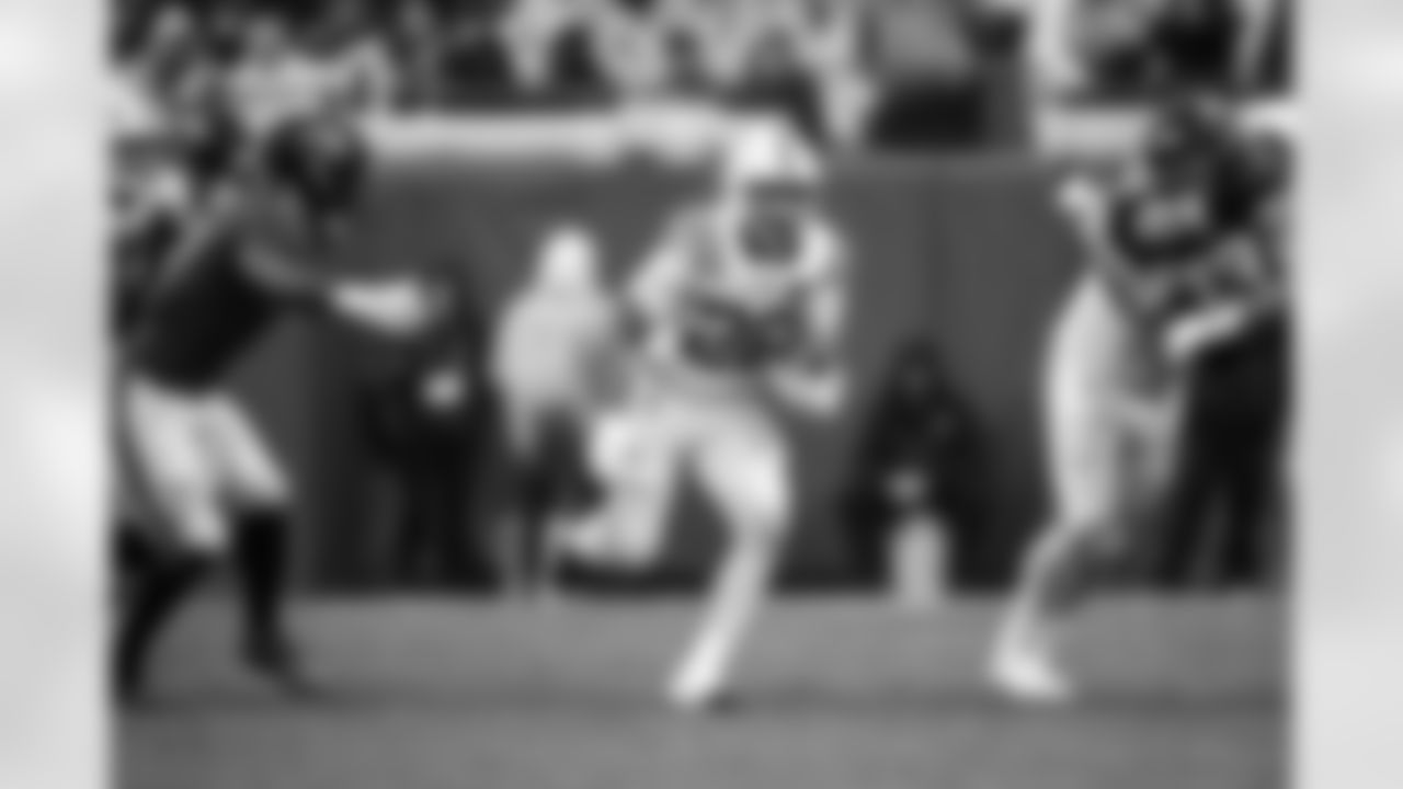 RB Jonathan Taylor #28