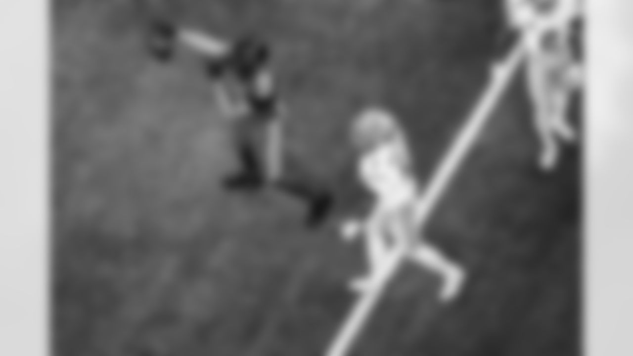 RB Jonathan Taylor #28