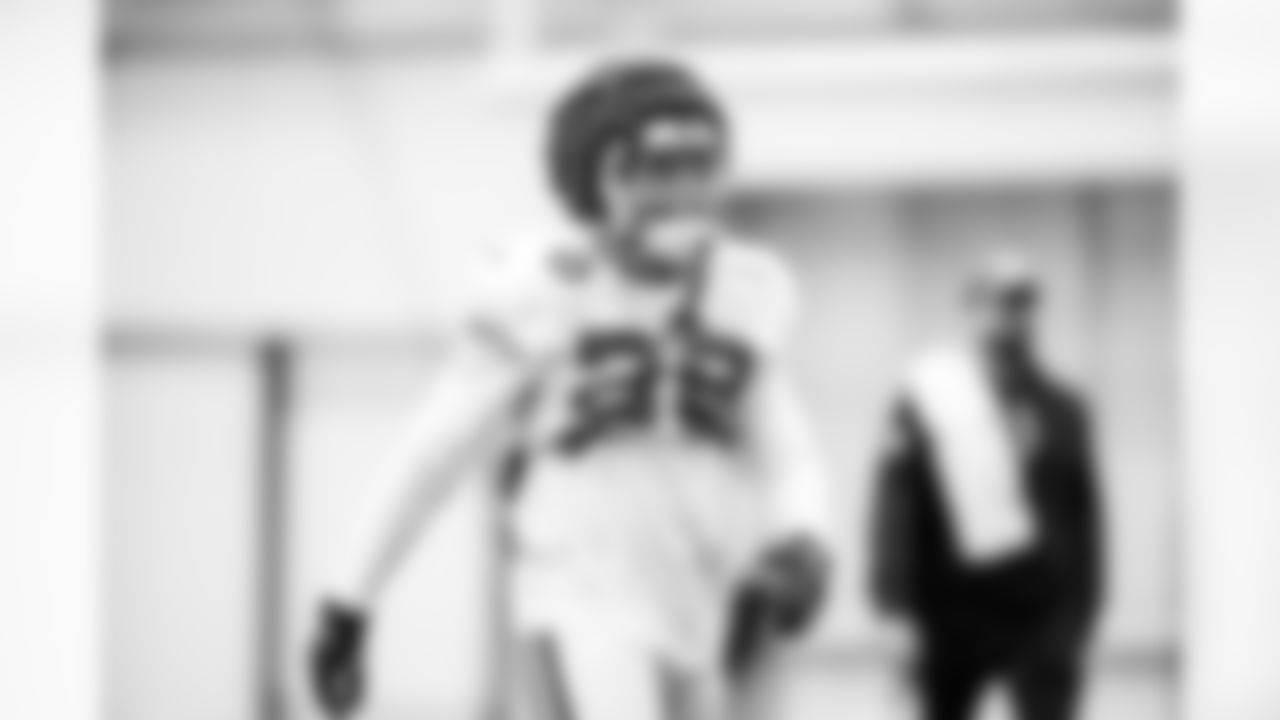 RB Jonathan Taylor #28