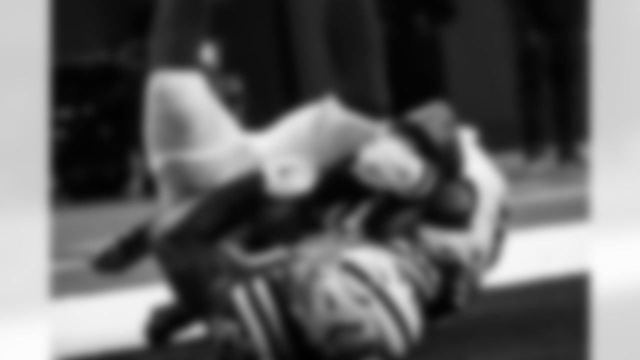 LB Germaine Pratt #53