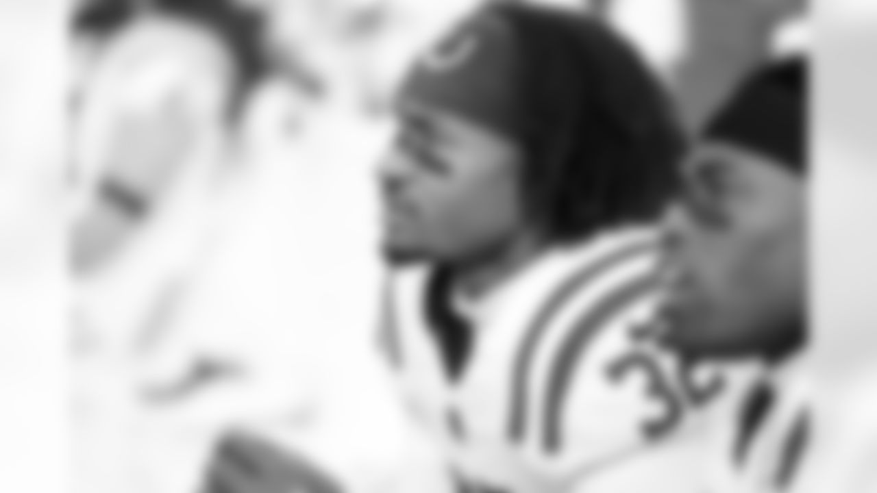 32 S Julian Blackmon