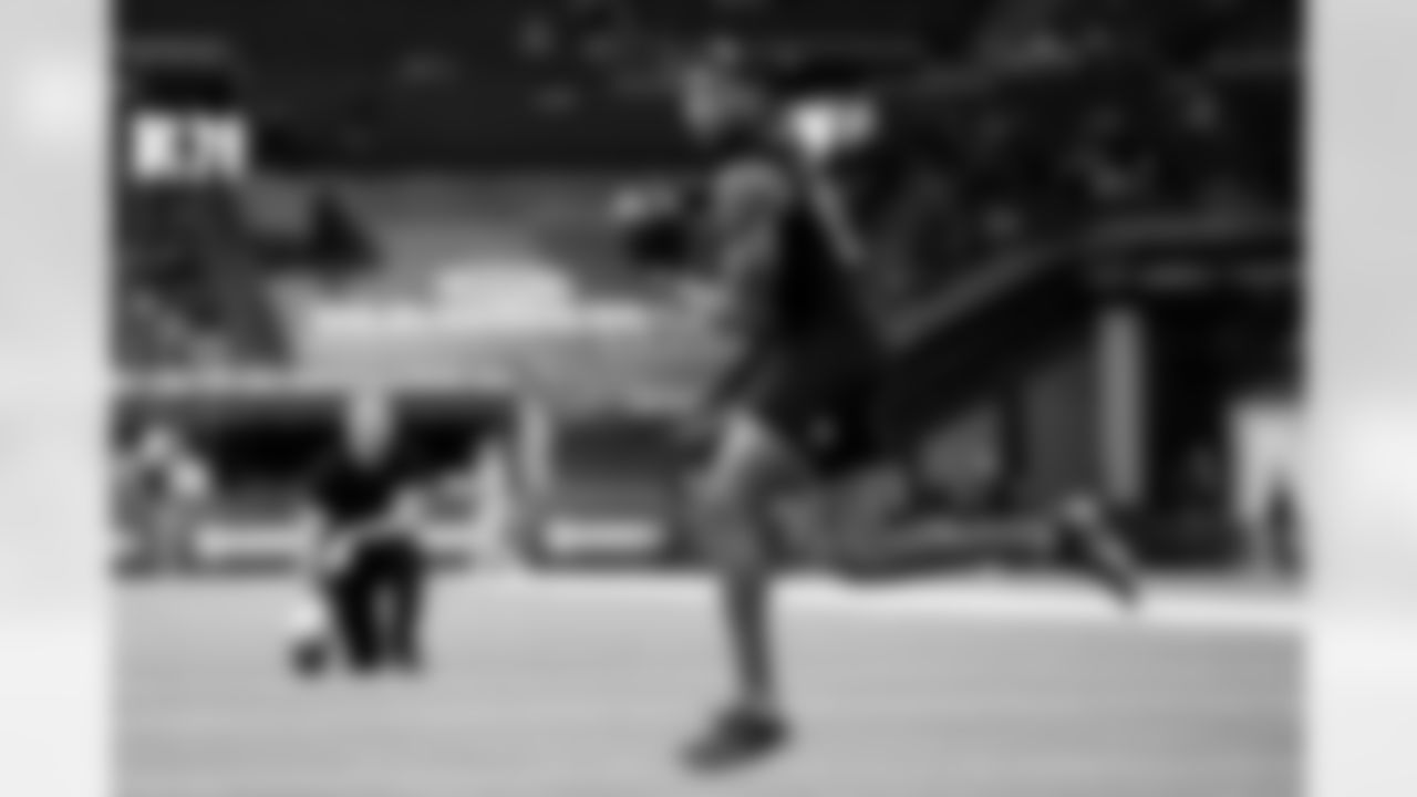 Washington defensive back Tacario Davis (05) participates in a drill during the 2026 NFL Scouting Combine on Friday, February 27, 2026 in Indianapolis, Indiana. (Lauren Leigh Bacho/NFL)