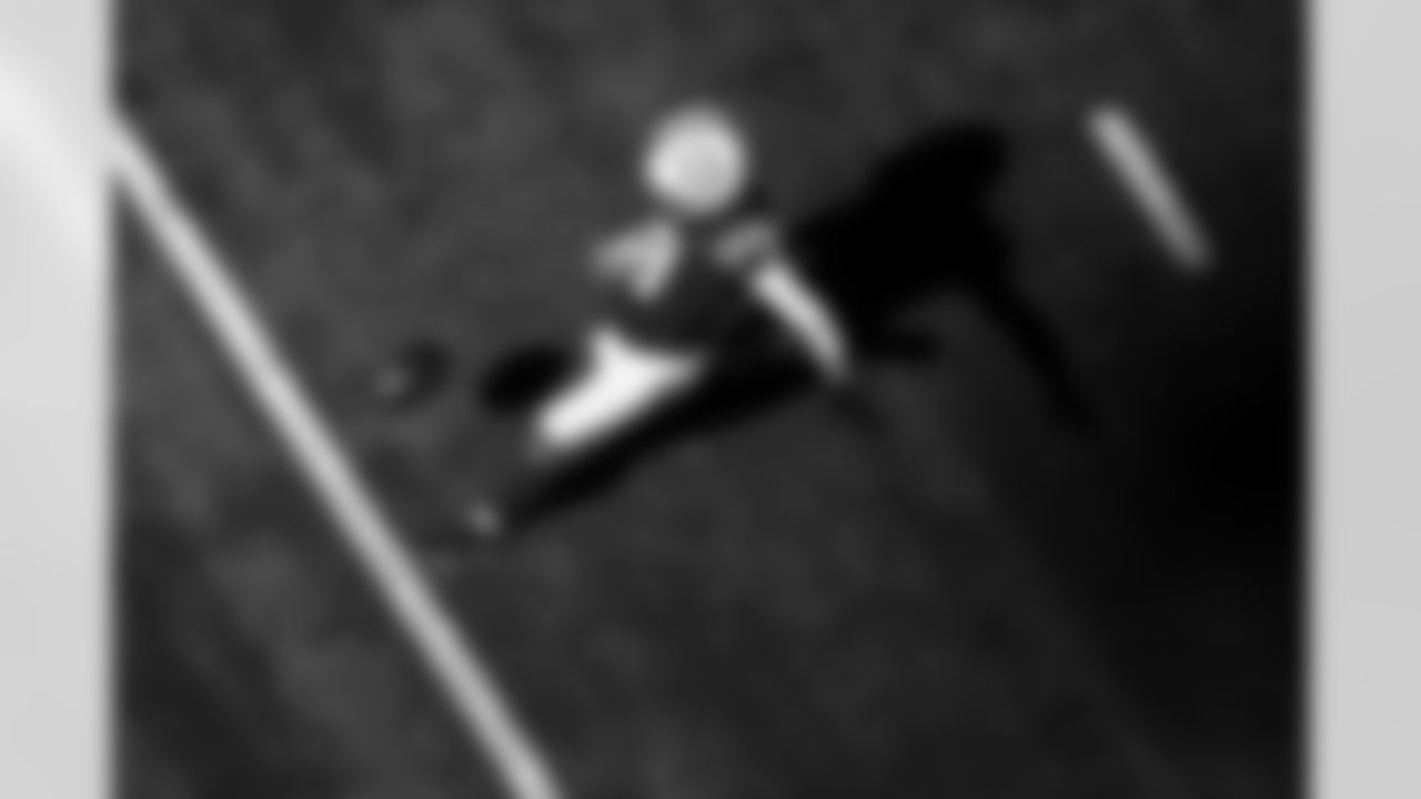 P Rigoberto Sanchez #8