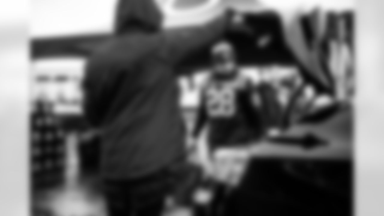 RB Jonathan Taylor #28