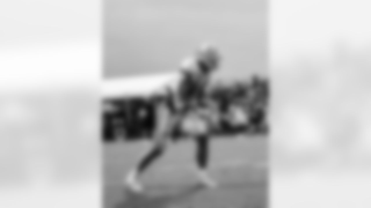 14 WR Alec Pierce