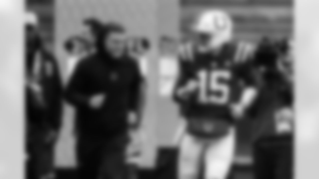 QB Brett Rypien #4 and QB Riley Leonard #15