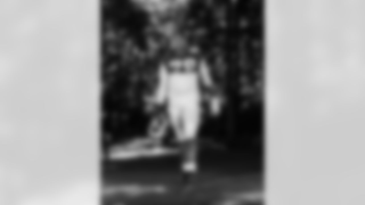 DE Desmond Little #78