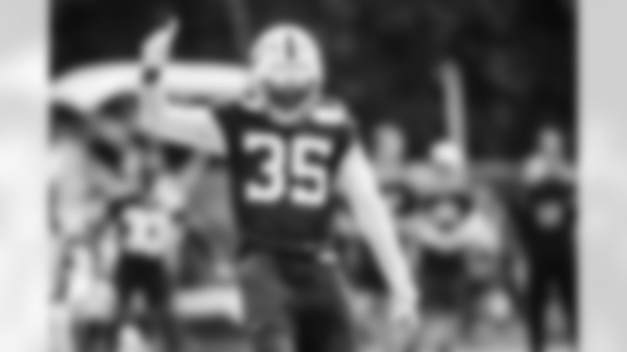 CB Jonathan Edwards #35