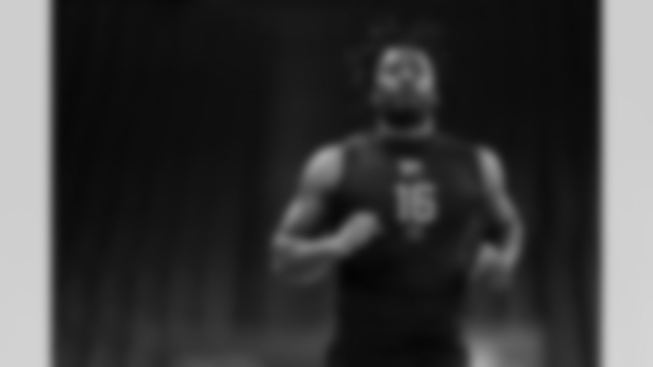 SMU tight end RJ Maryland (16) runs the 40-yard dash during the 2026 NFL Scouting Combine on Friday, February 27, 2026 in Indianapolis, Indiana. (Cooper Neill/NFL)