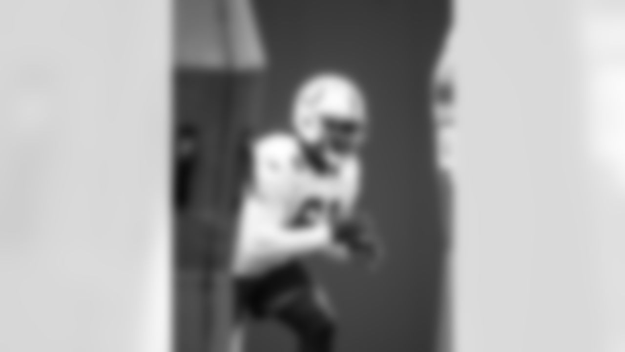 DT Devonta Davis #61