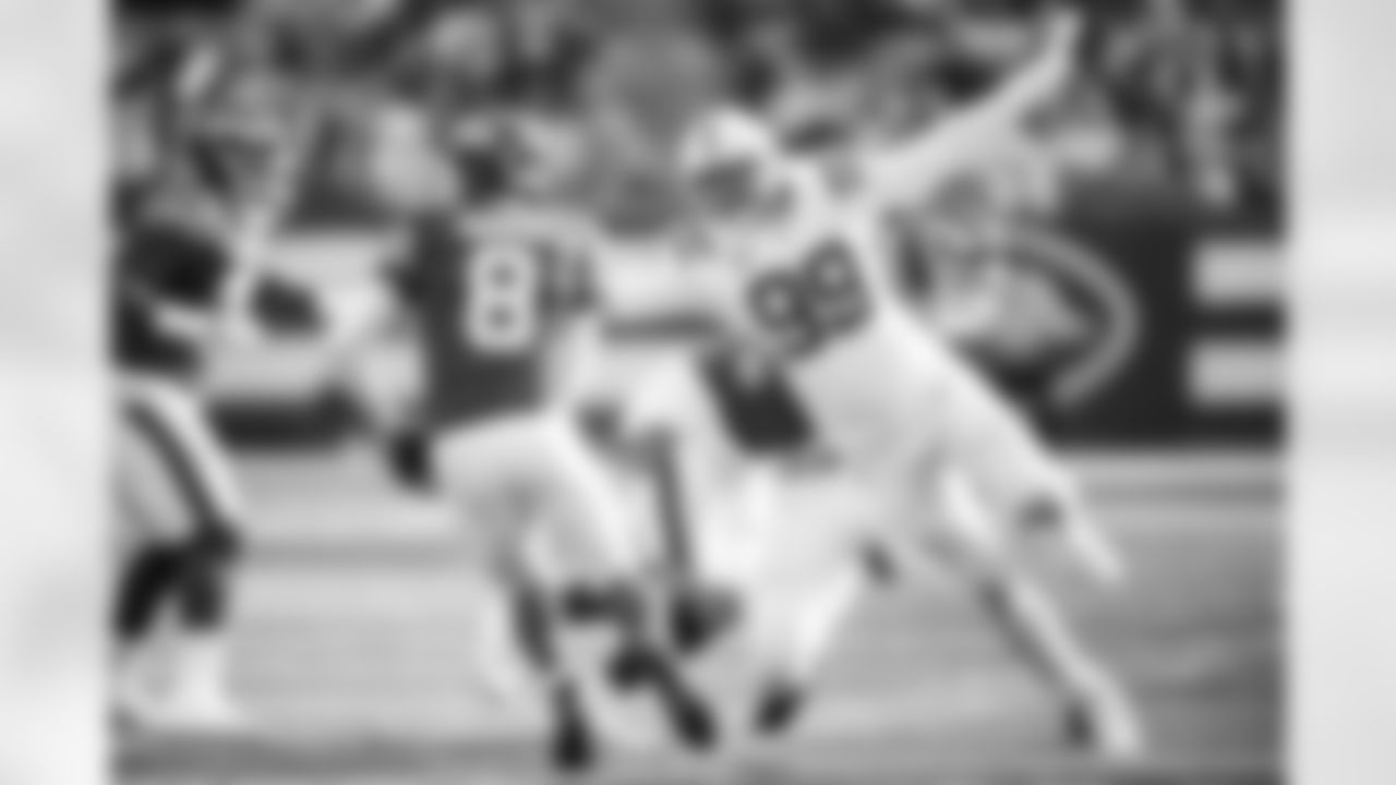 DT DeForest Buckner #99