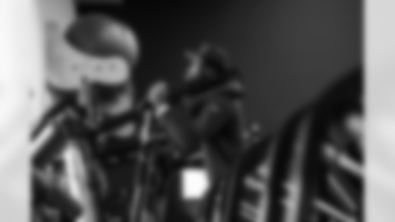 CB Kenny Moore II #23