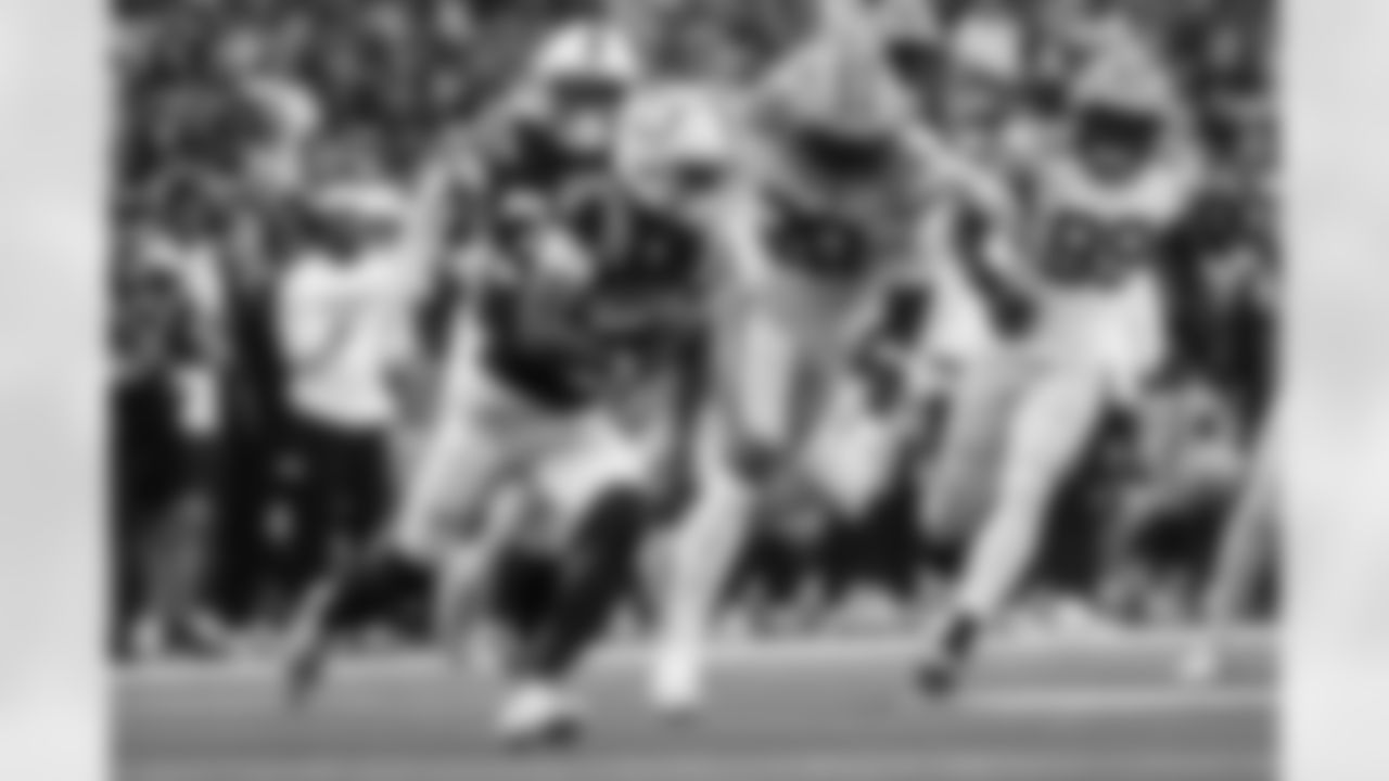 WR Anthony Gould #6