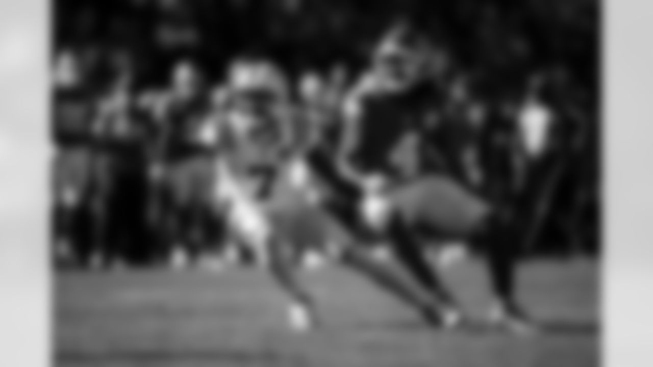 CB Charvarius Ward #7