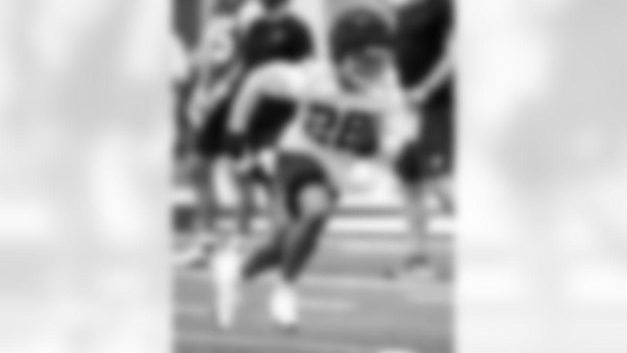 RB Jonathan Taylor #28
