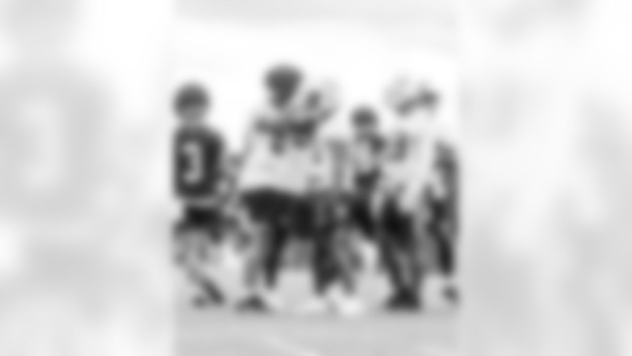 CB Alex Johnson #39, S Trey Washington #41 and LB Austin Ajiake #58