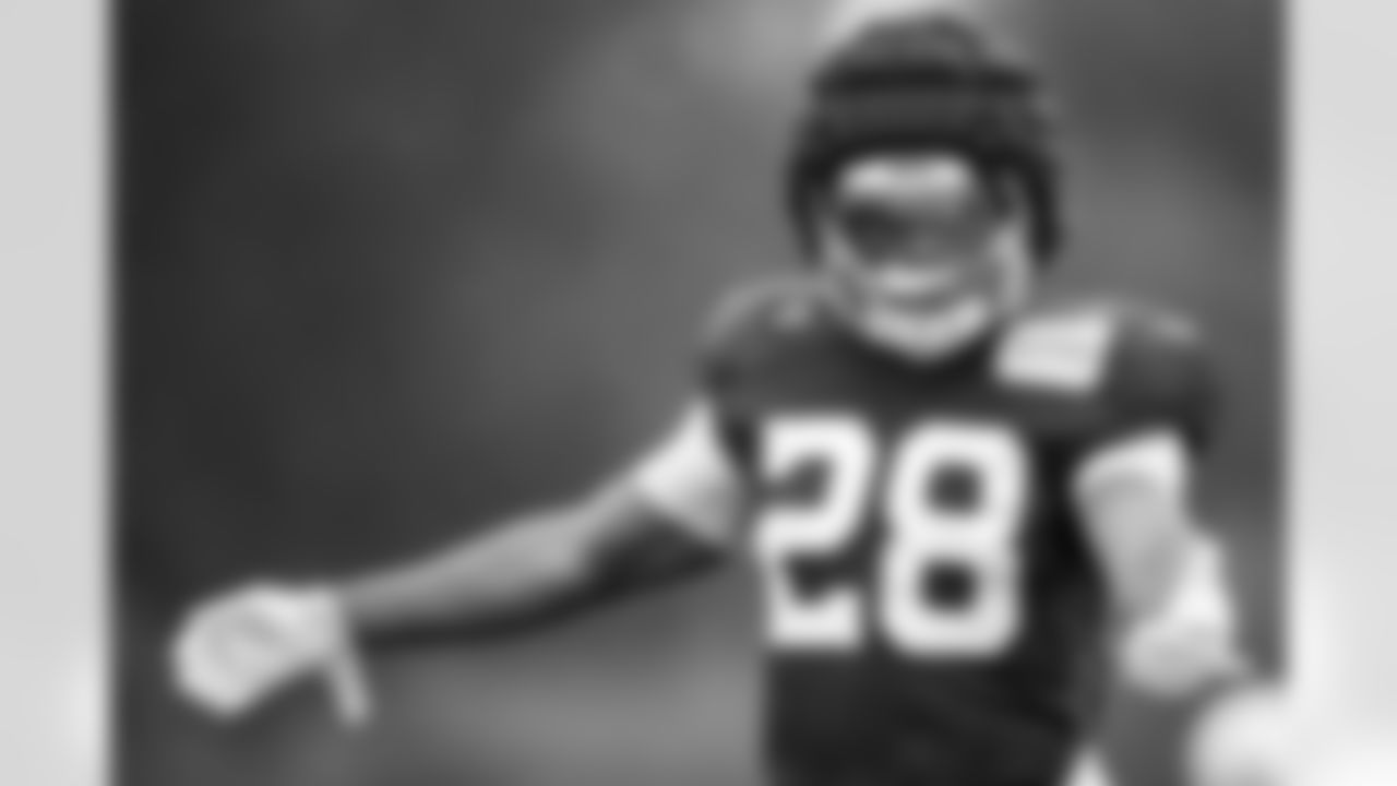RB Jonathan Taylor #28