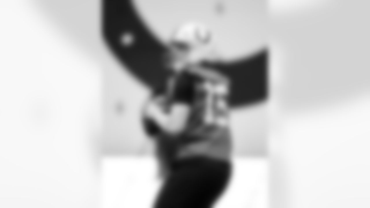 QB Riley Leonard #15