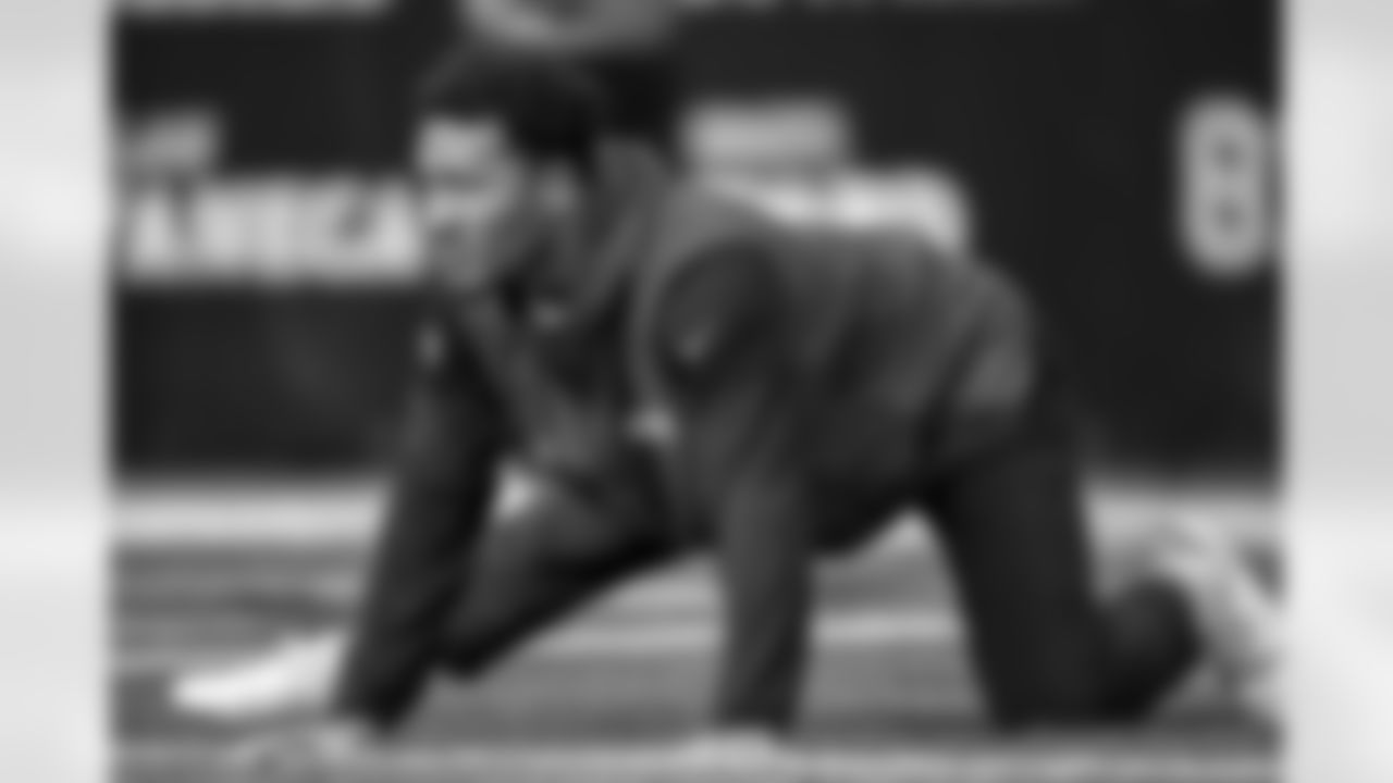 2025_1102_PIT_Pregame_0017