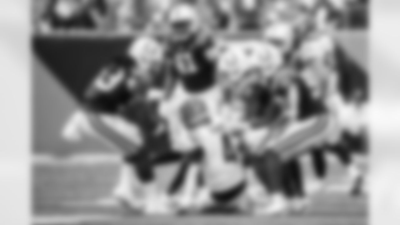 LB Solomon DeShields #53, S Trey Washington #41 and LB Segun Olubi #50