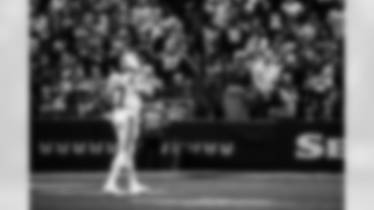 QB Phillip Rivers #17