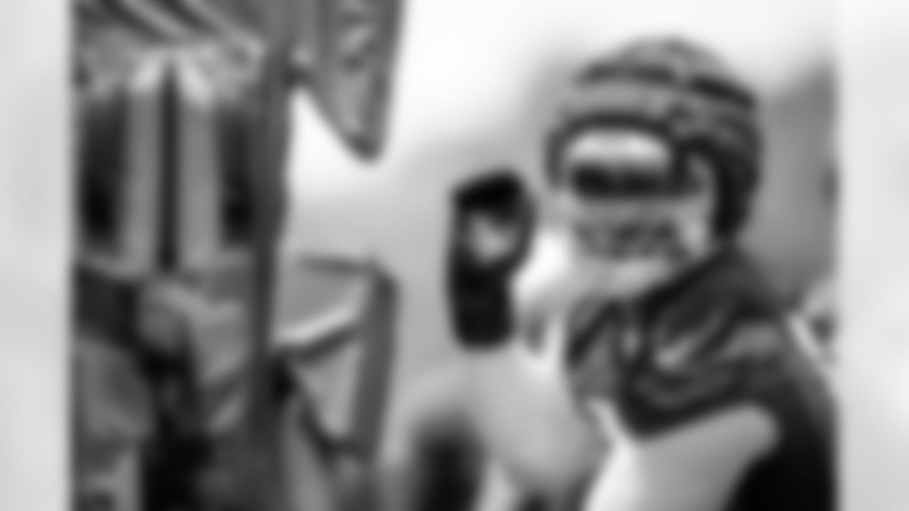 DT DeForest Buckner #99
