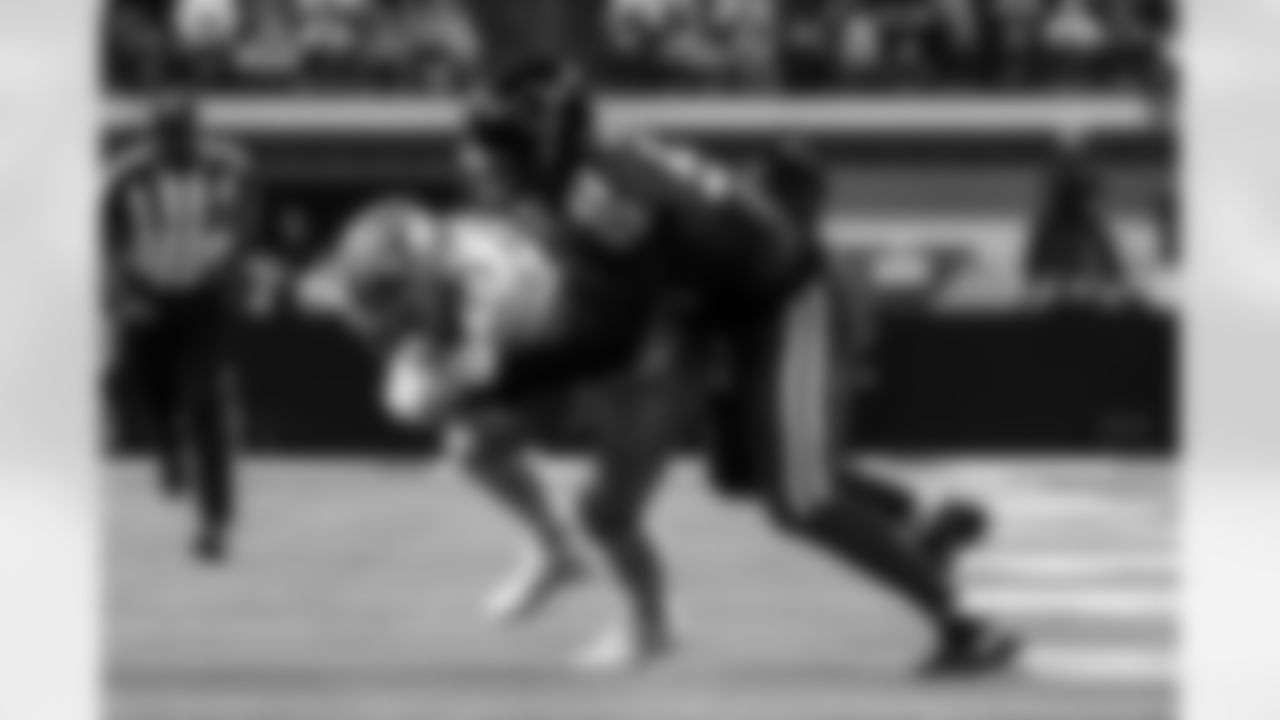 LB Germaine Pratt #53