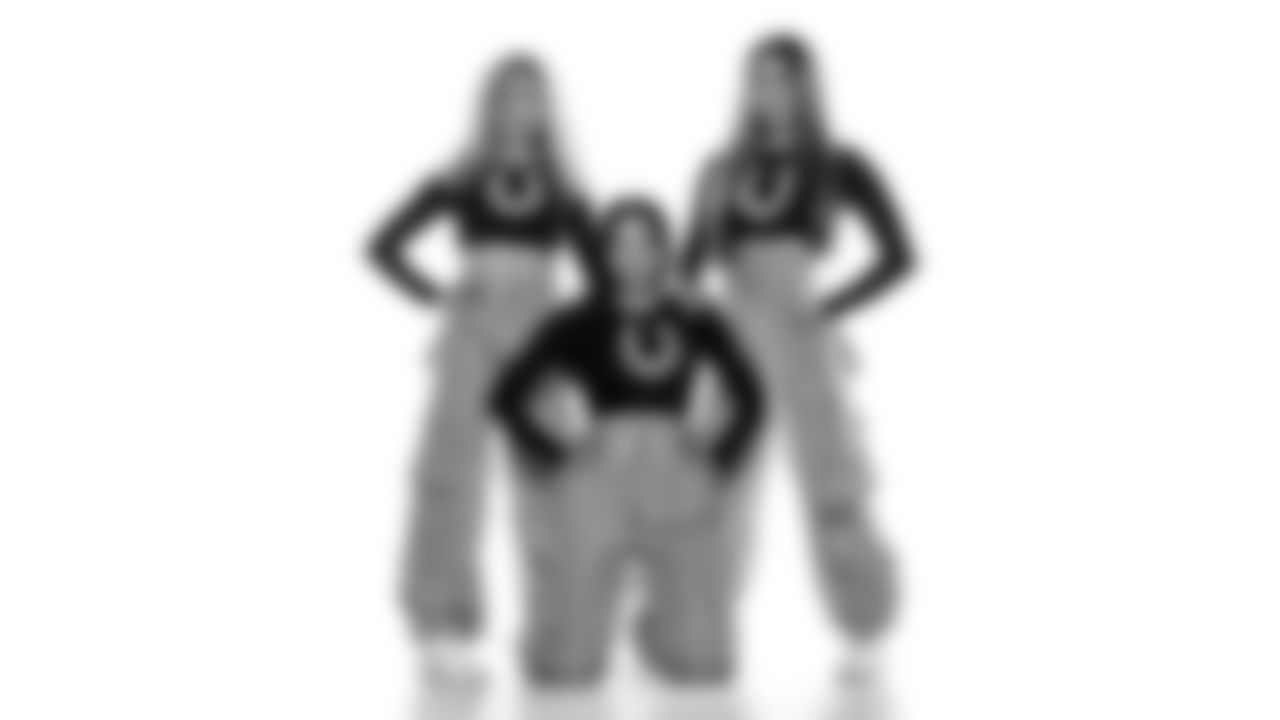 Lexi S., Cierra B. and Mika T.