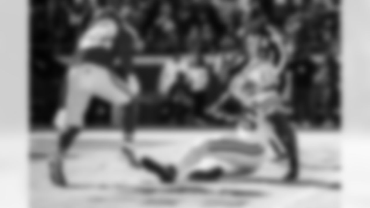 TE Drew Ogletree #85