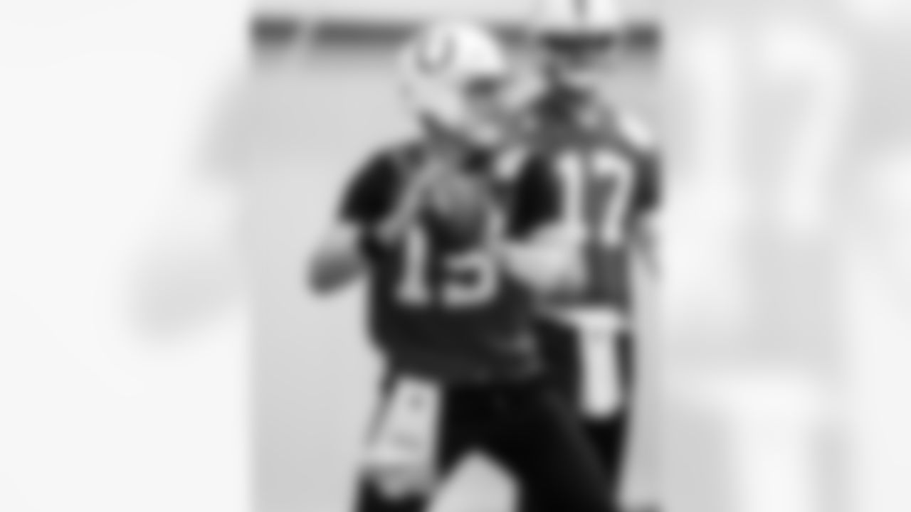 QB Riley Leonard #15