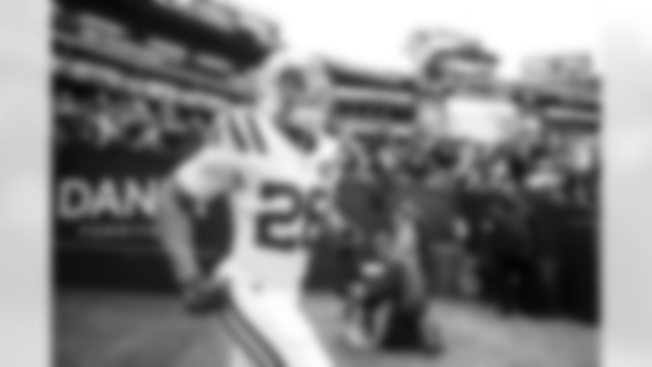 RB Jonathan Taylor #28