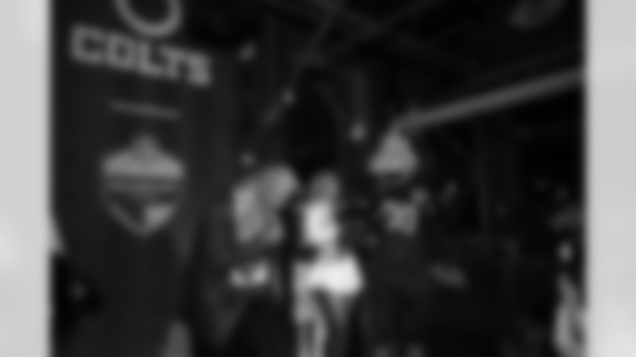 2023_1110_Germany_Pub_Party_0484