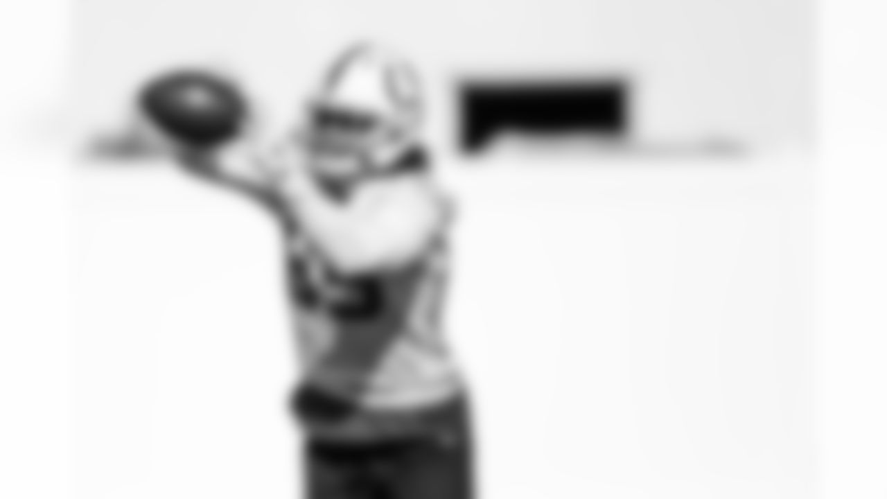 TE Drew Ogletree #85