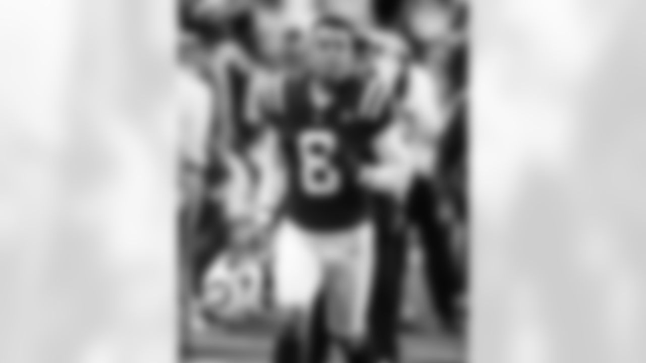 P Rigoberto Sanchez #8