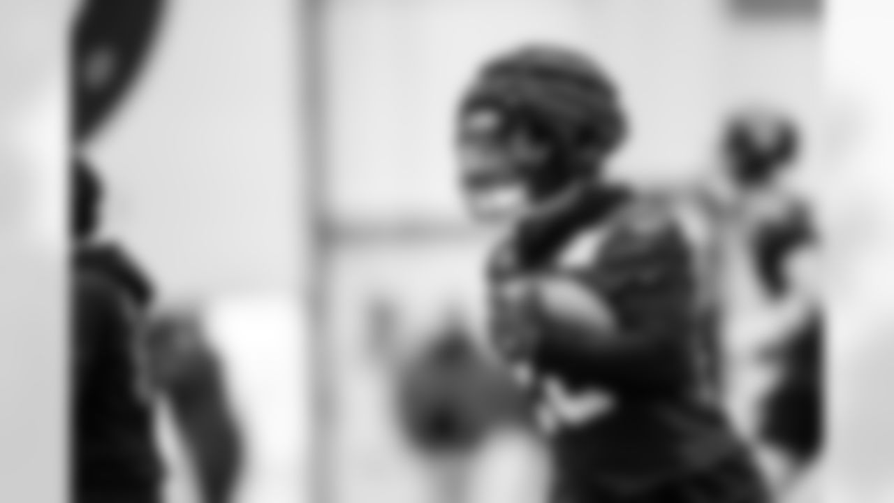 RB Jonathan Taylor #28